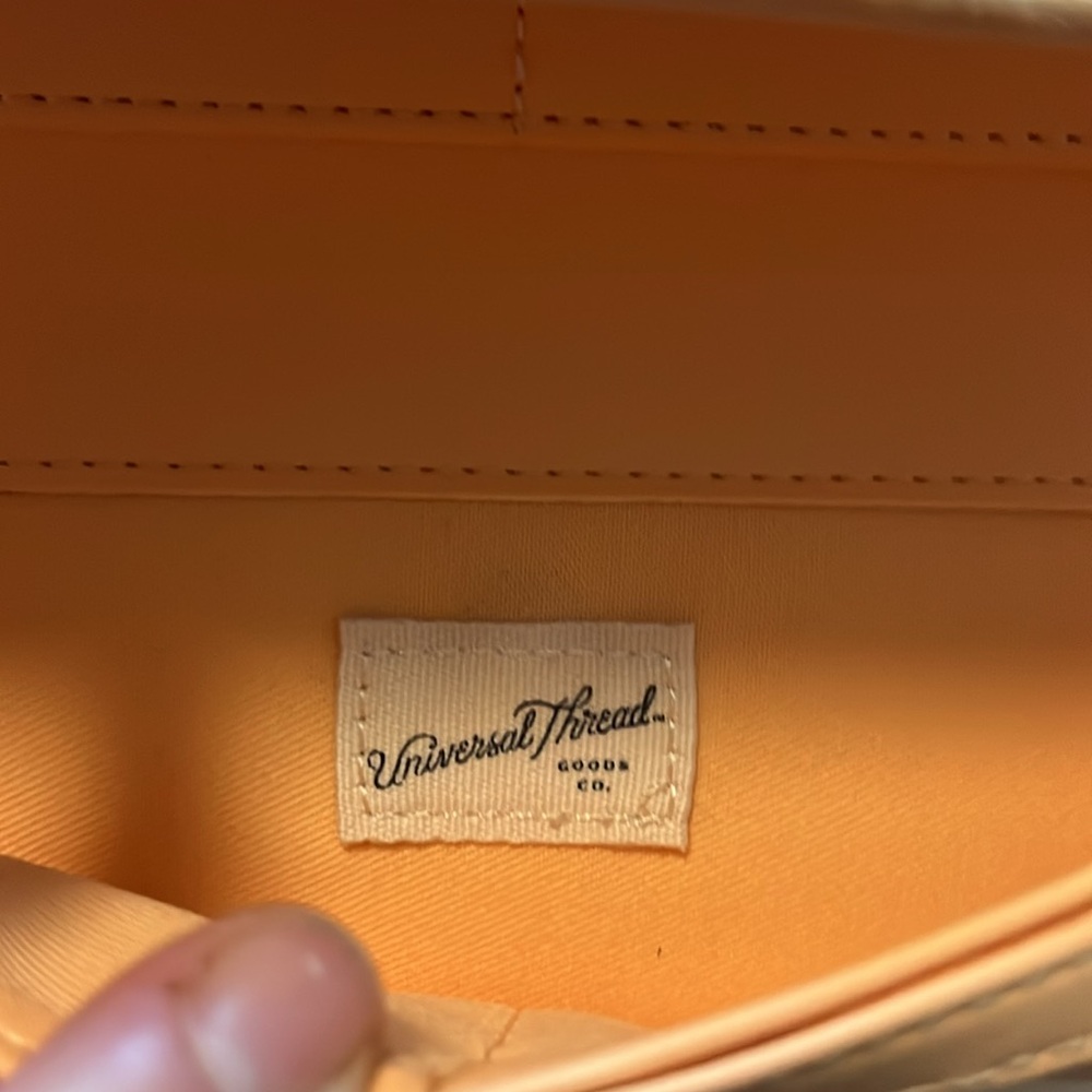 Universal Thread-tri-fold wallet - Picture 4 of 4